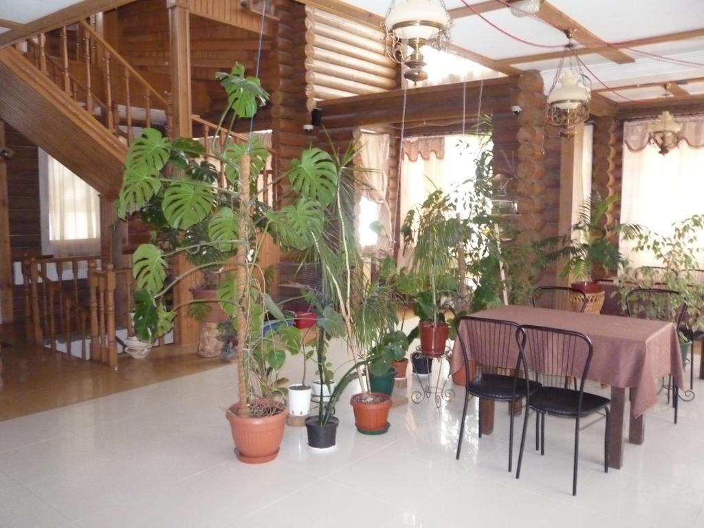Hotel Restaurant Complex Boyarskiy Dvor Boyarka Exterior photo